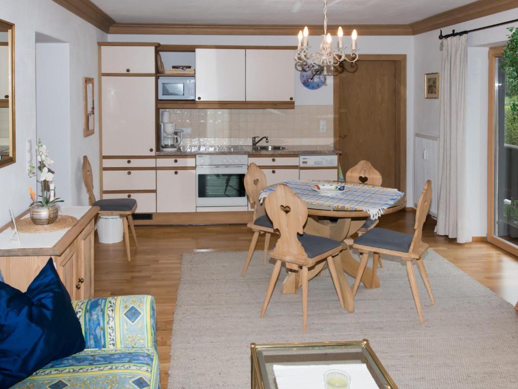 Landhaus Feller Reith bei Kitzbuehel Ruang foto